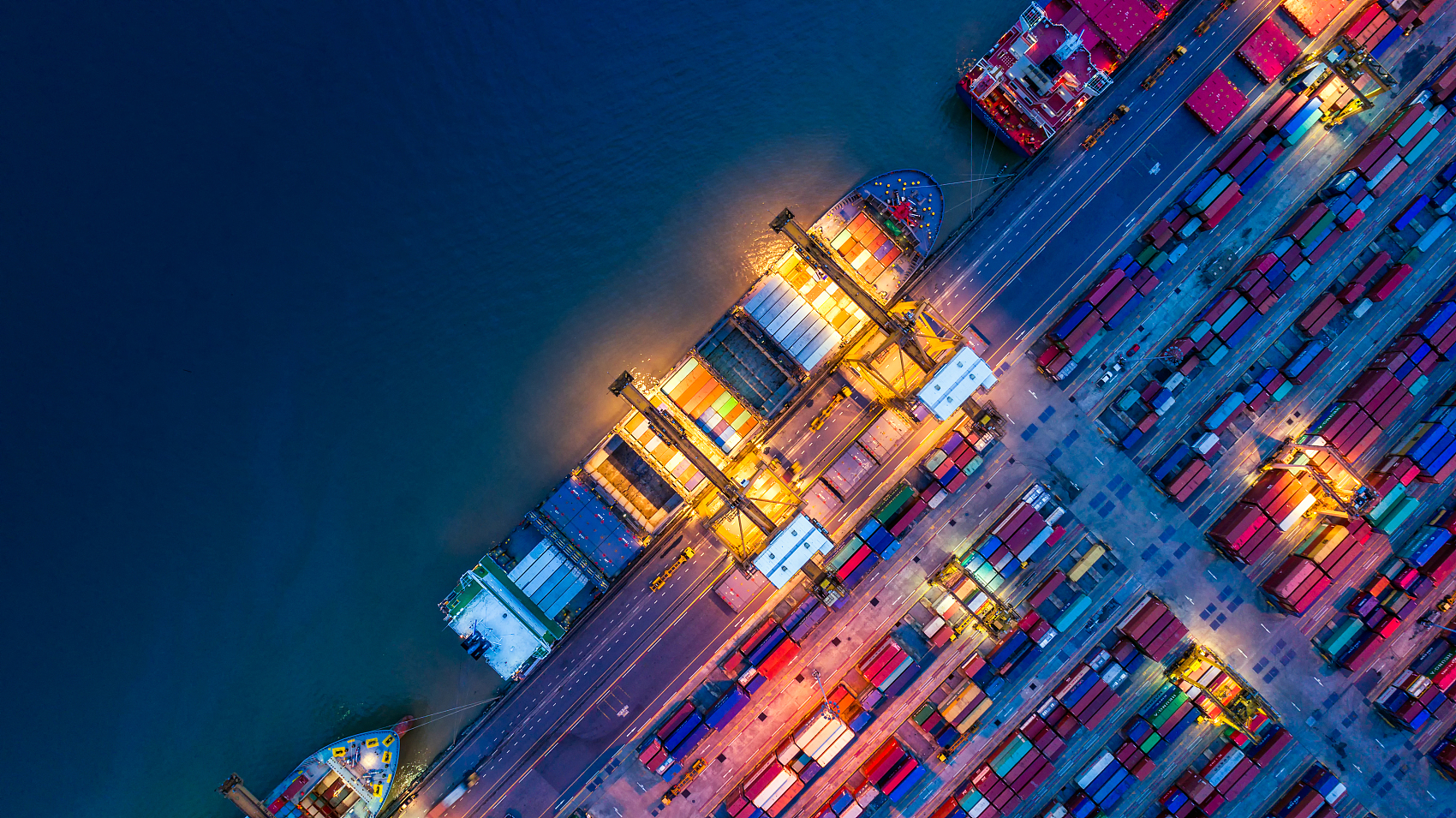 Comparison of different shipping containers for global export